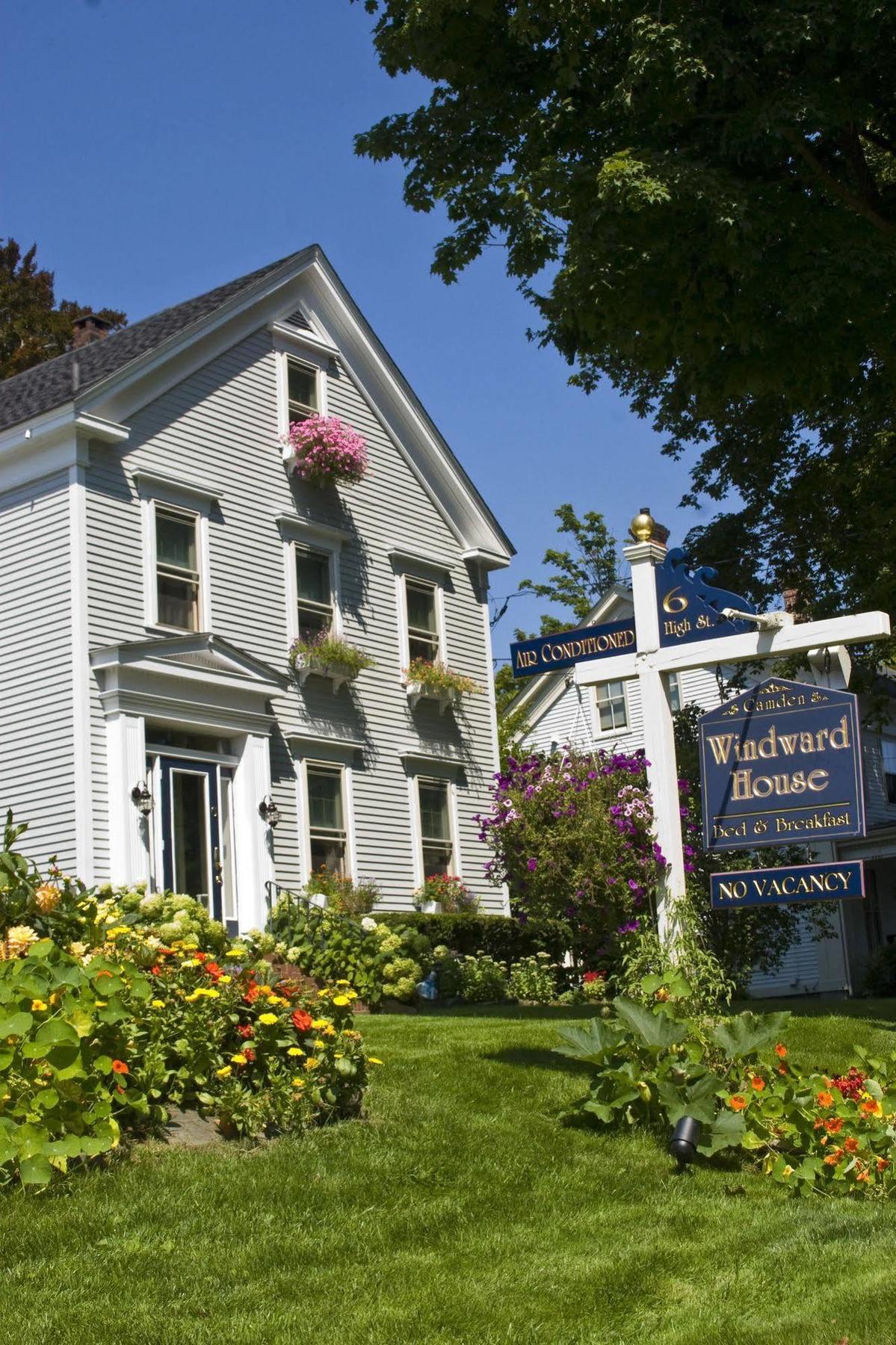 Camden Windward House Hotel Exterior photo